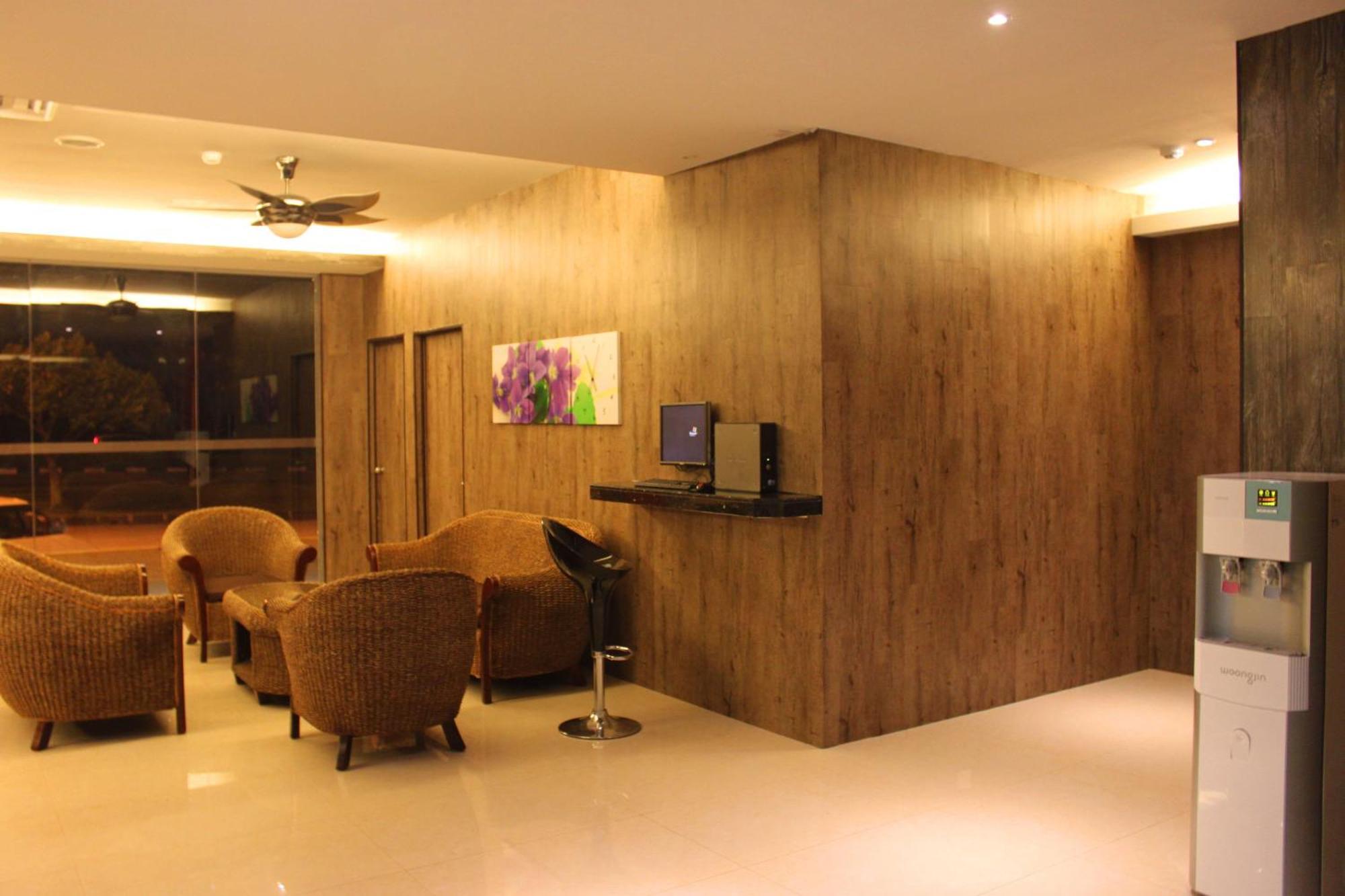 Hotel Time Boutique Nilai Dış mekan fotoğraf